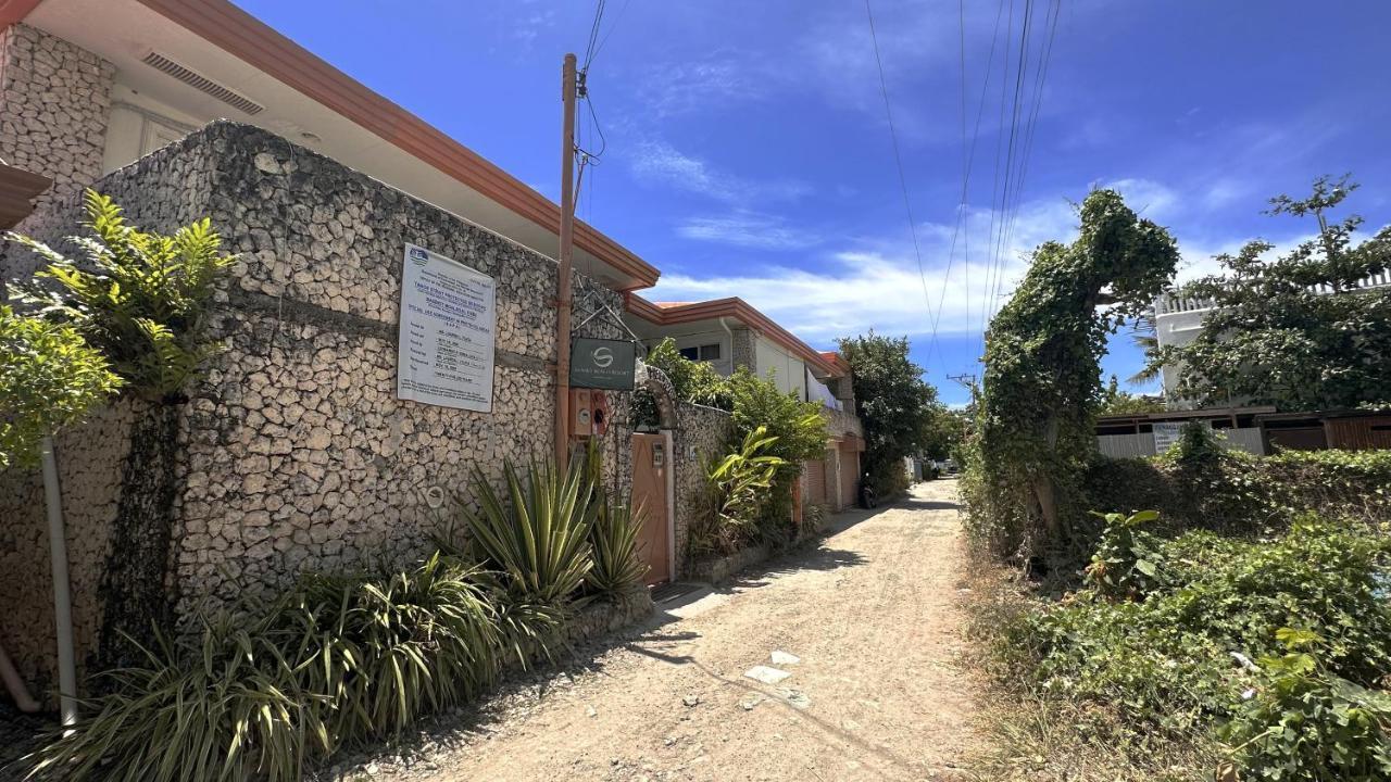 Sunset Beach Resort Moalboal Exterior photo