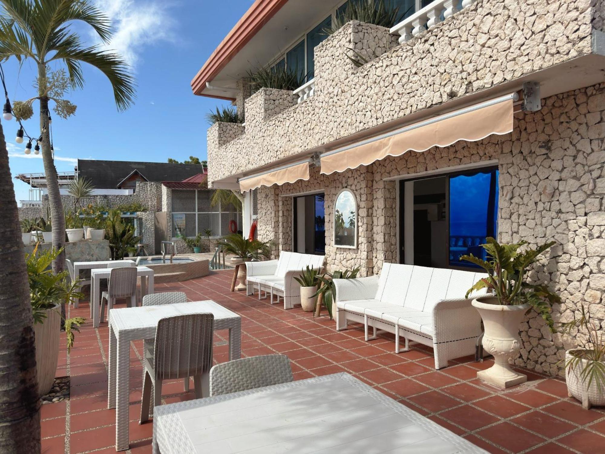 Sunset Beach Resort Moalboal Exterior photo